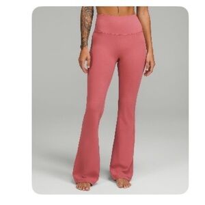 NWOT Lululemon athletica Groove Pant High-Waist